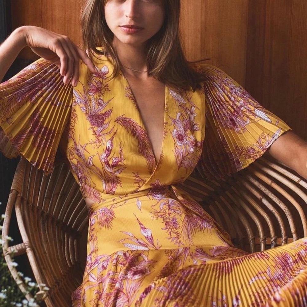 Alexis tarou crop top and skirt SET